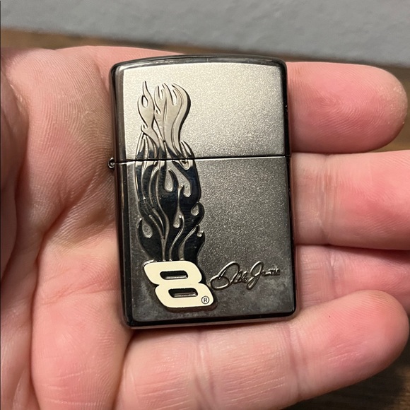 Dale Earnhardt jr. Zippo Silver Lighter with Flame Design/ NWOT!! - Picture 2 of 9